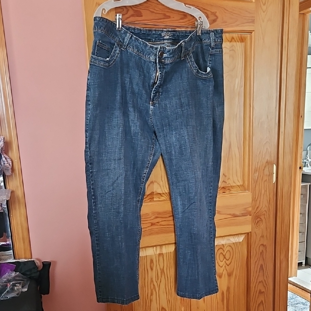 Lee Jeans